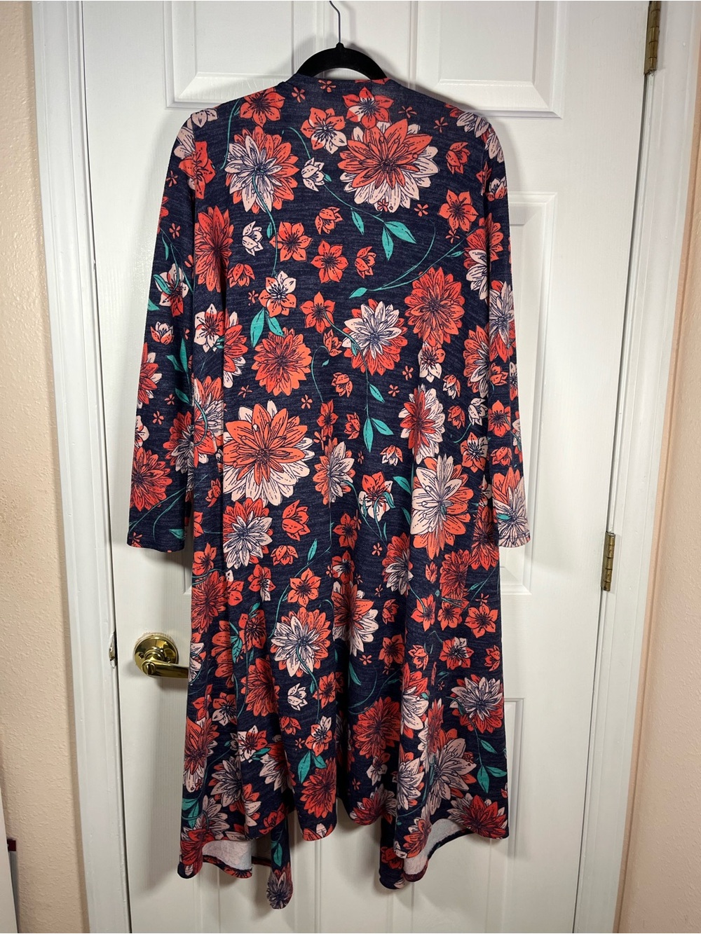 LuLaRoe Floral Duster Cardigan Size Medium - Picture 8 of 16